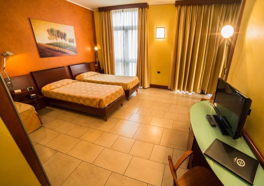 Albergo Ristorante San Marco Carmagnola Dış mekan fotoğraf